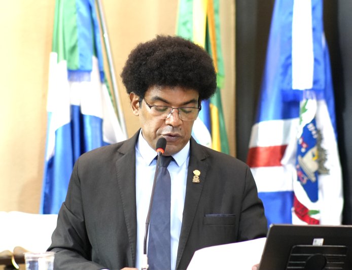 Reinaldo Jalasca pede quebra-molas na Av. Belmiro de Albuquerque para proteger pedestres