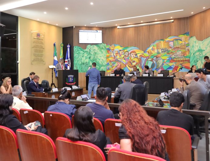 Câmara de Ponta Porã aprova contas de  2019 da gestão Hélio Peluffo Filho