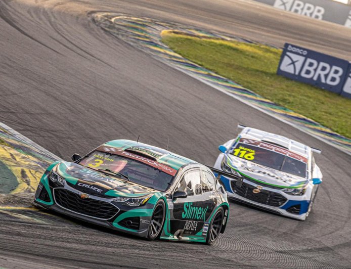 Firás Fahs faz boa estreia na Stock Light