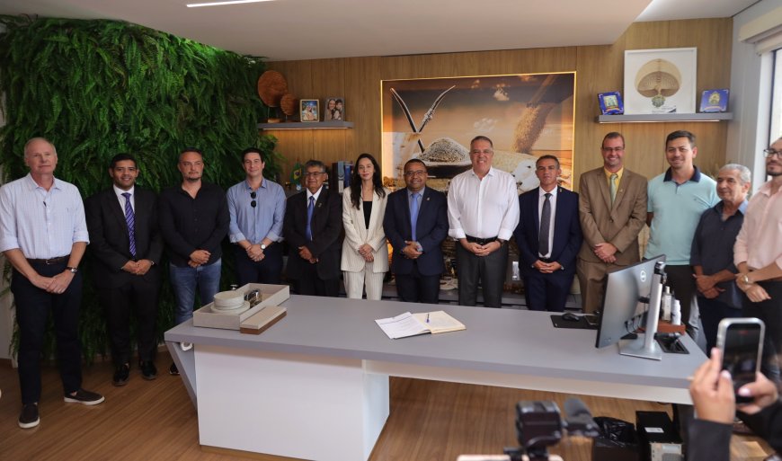 Vereadores prestigiam posse de  secretária na prefeitura de Ponta Porã