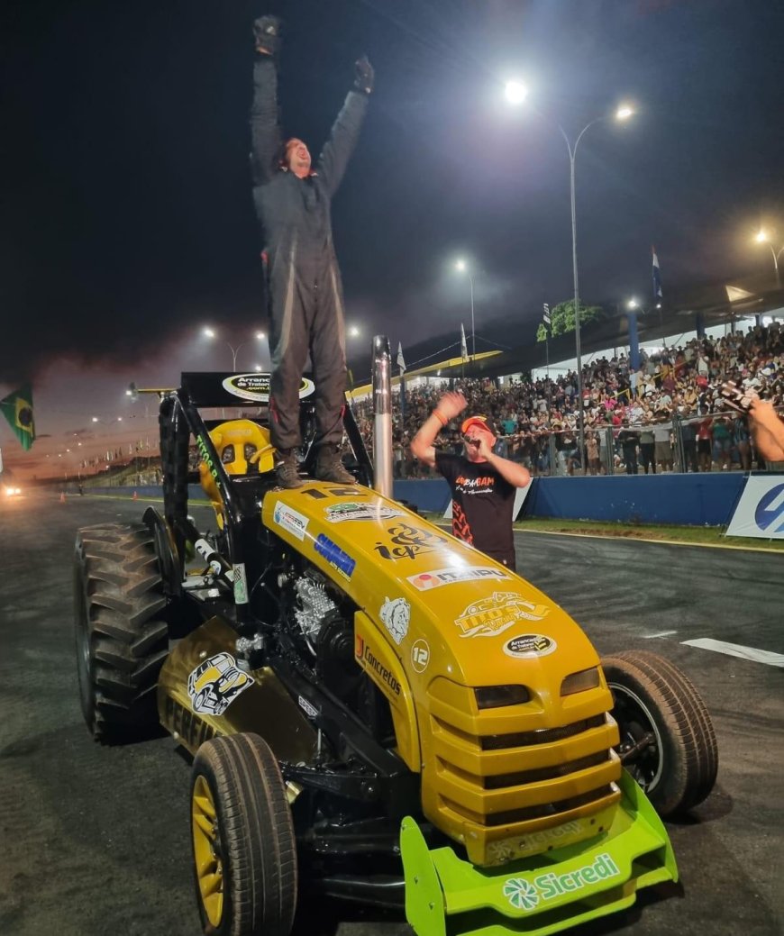Aparecido Vieira é campeão da Arrancada de Tratores