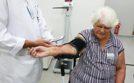 Em 2044, pessoas 50+ vão representar metade do consumo com saúde