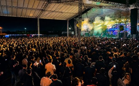 Evento: Multidão assiste show de Natanzinho Lima no fechamento da 60ª Expoagro