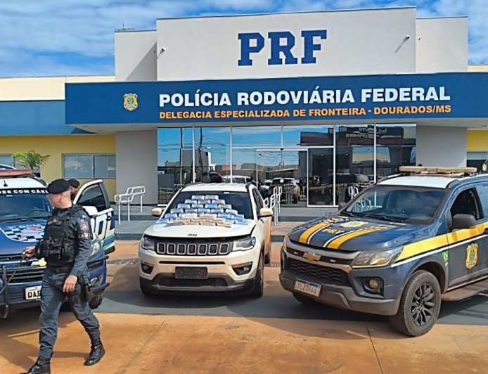 Transportando: Taxista de Ponta Porã é preso com quase 40 quilos de cocaína em operação da PRF