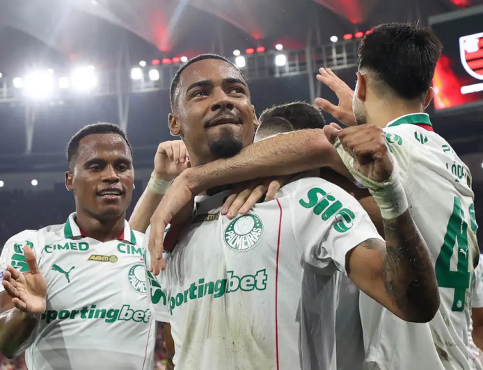 Campeonato: Palmeiras derrota Fla e amplia vantagem na liderança do Brasileiro