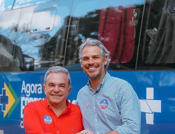 Governo Lula entrega 29 novos micro-ônibus da saúde para municípios do interior de Mato Grosso do Sul
