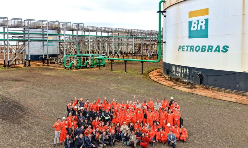 Fábrica de fertilizantes: Lula assina contratos para retomar obra