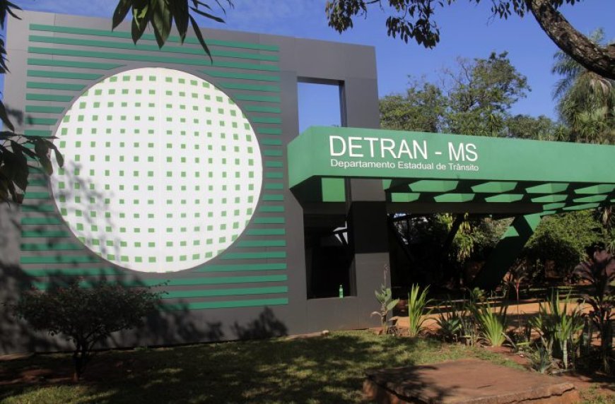 Em dia de jogo do Brasil, agências do Detran de MS terão horário especial e mudanças nos exames