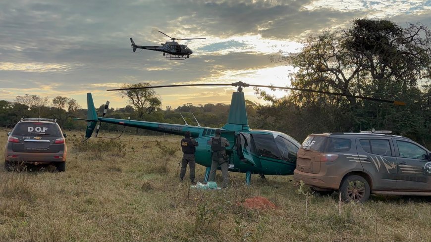 Após perseguição, helicóptero com quase 350 quilos de cocaína é interceptado