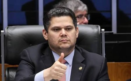 Proposta: Alcolumbre envia PEC do fim da escala 6x1 para CCJ do Senado