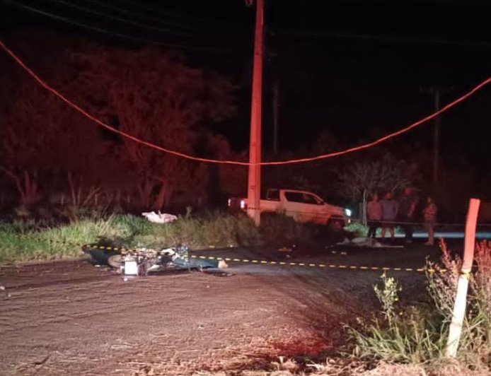 Acidente com motocicleta deixa um morto e um ferido em Antônio João