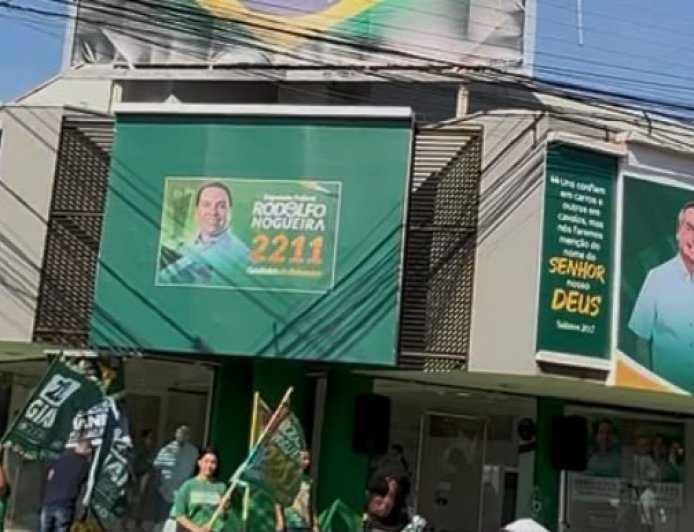 Imagem de Bolsonaro em comitê de Rodolfo Nogueira é denunciada por petista