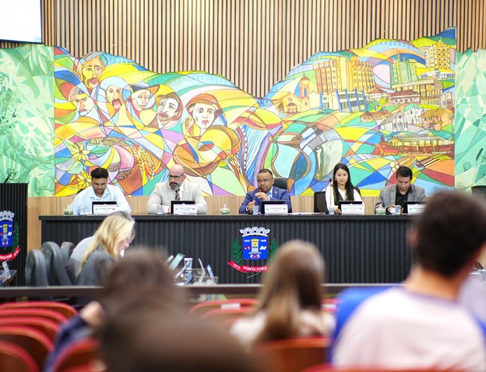 Câmara de Ponta Porã atinge 700 Indicações  em 2026 e recebe visita de estudantes