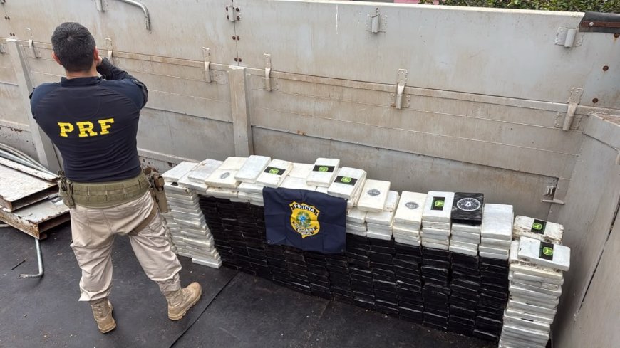 PRF apreende 420 quilos de cocaína e prende pai e filho em flagrante em Ponta Porã