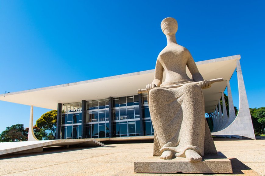 Caso foi julgado em sessão virtual: STF muda decisão de Moraes e reduz pena de condenada por 8 de janeiro