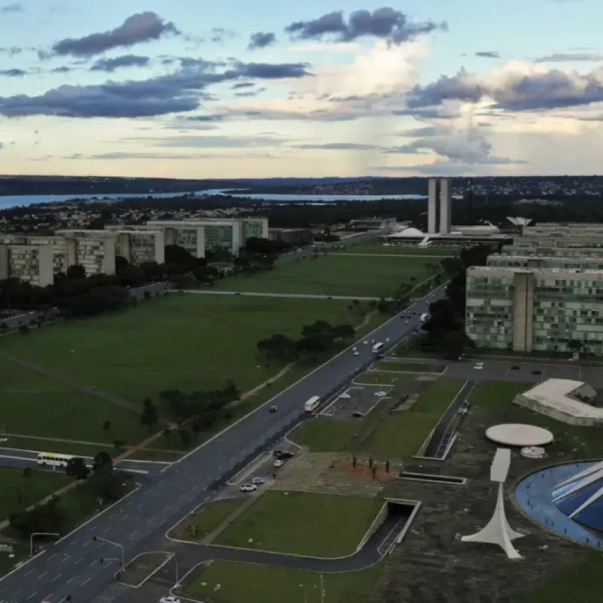 Previsão: Orçamento de 2027 limita reajuste real de servidores públicos