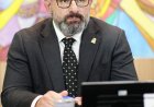 Carlos Bordão reitera pedido de manutenção  urgente em ponto de ônibus no Jardim Ivone
