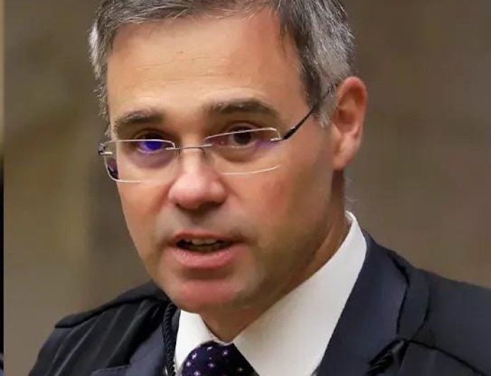 Decisão: Mendonça rejeita ação contra reajuste do Bolsa Família
