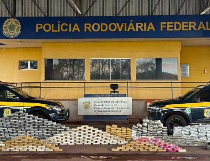 Miranda: PRF apreende quase 1 tonelada de drogas escondida em carga de minério em MS