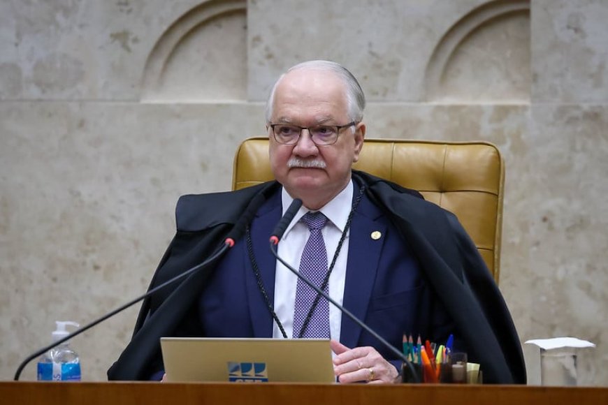 Prazo de 5 dias: Fachin aguarda explicações de ministros para decidir sobre crise