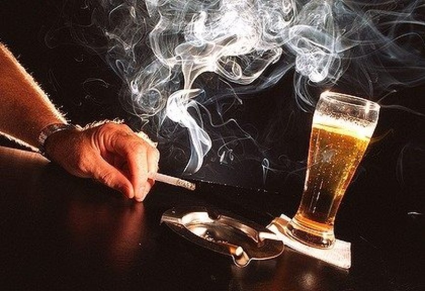 Risco alto: Álcool e cigarro podem causar cegueira, alertam especialistas