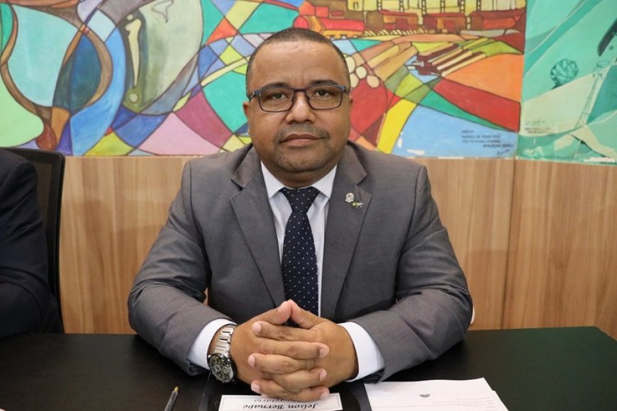 Jelson Bernabé quer viabilizar conjunto habitacional com 150 casas em Sanga Puitã
