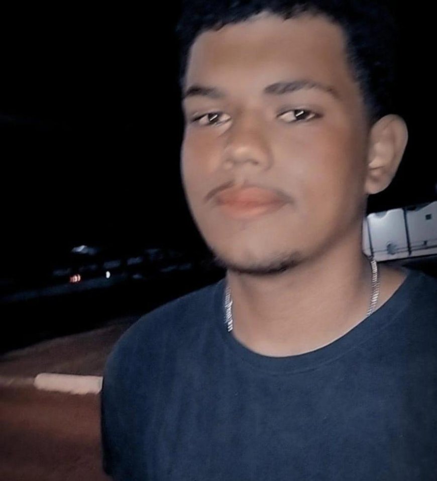Um novo ciclo de luz: Feliz 17 Anos, João Vitor!