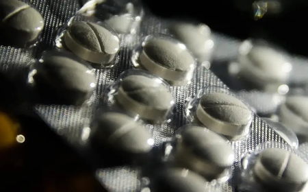 Suspeita de produtos falsificados: Anvisa proíbe lotes de medicamento para tratar câncer