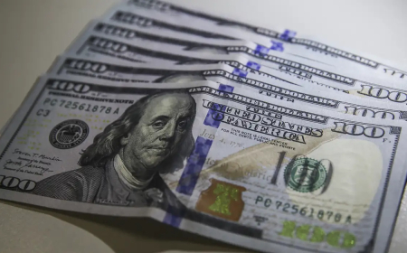 Ibovespa cai 18,12%: Dólar fecha a R$ 5,44 e registra maior alta semanal desde 2008