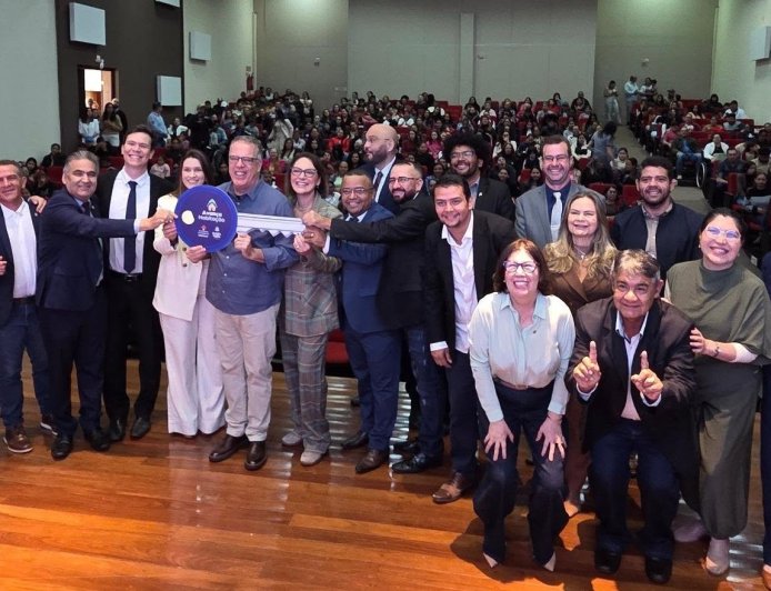 Vereadores prestigiam designação das moradias do  Residencial Edith Elfrida Winckler Antunes em Ponta Porã
