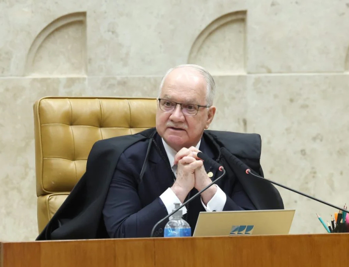 Presidente do STF: Fachin devolve relatoria do caso do INSS a Mendonça e mantém Master