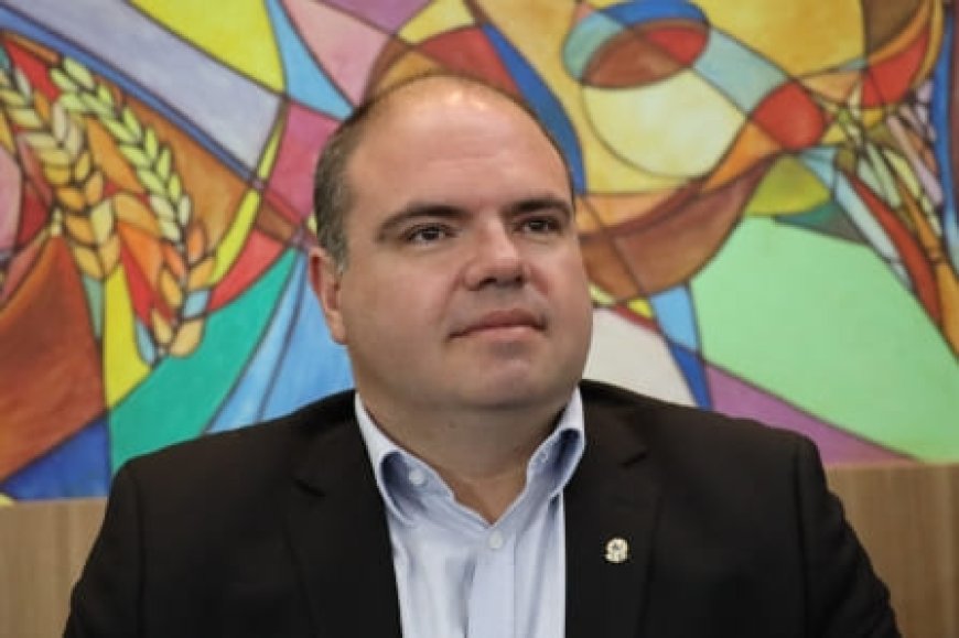 Waldecir Fernandes solicita reforço na segurança  escolar e instalação de redutor no Kamel Saad